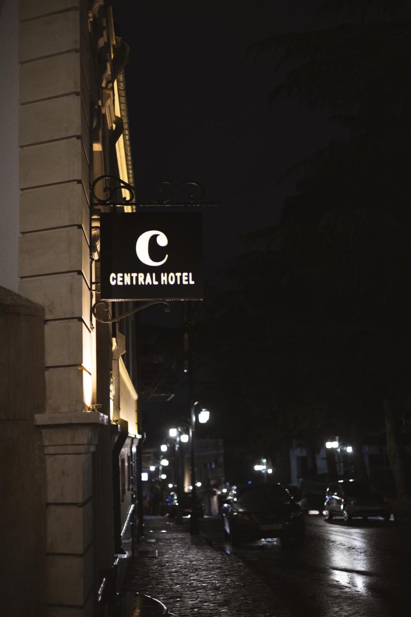 Central Hotel Kutaisi Exterior foto